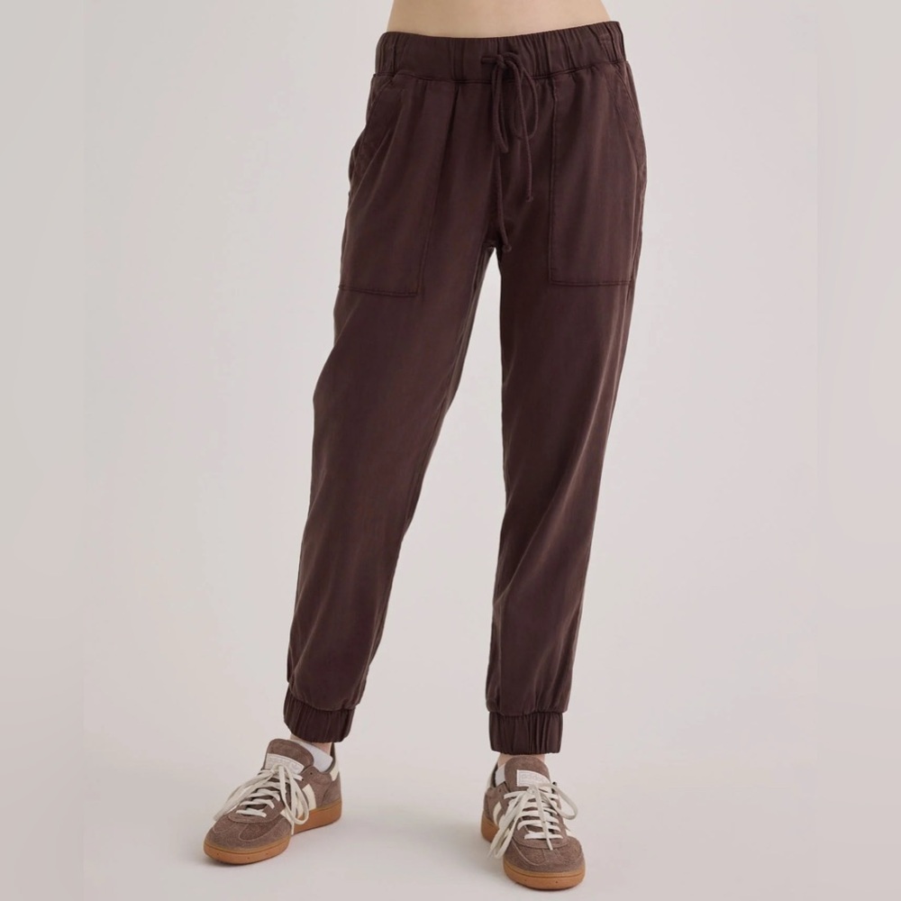 Bella Dahl Pocket Jogger - Pinot Noir | Size Large | NWT
